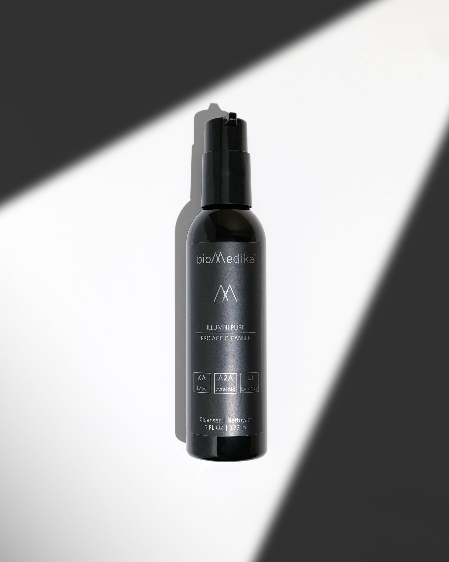 ILLUMNI PURE | BRIGHTENING CLEANSER